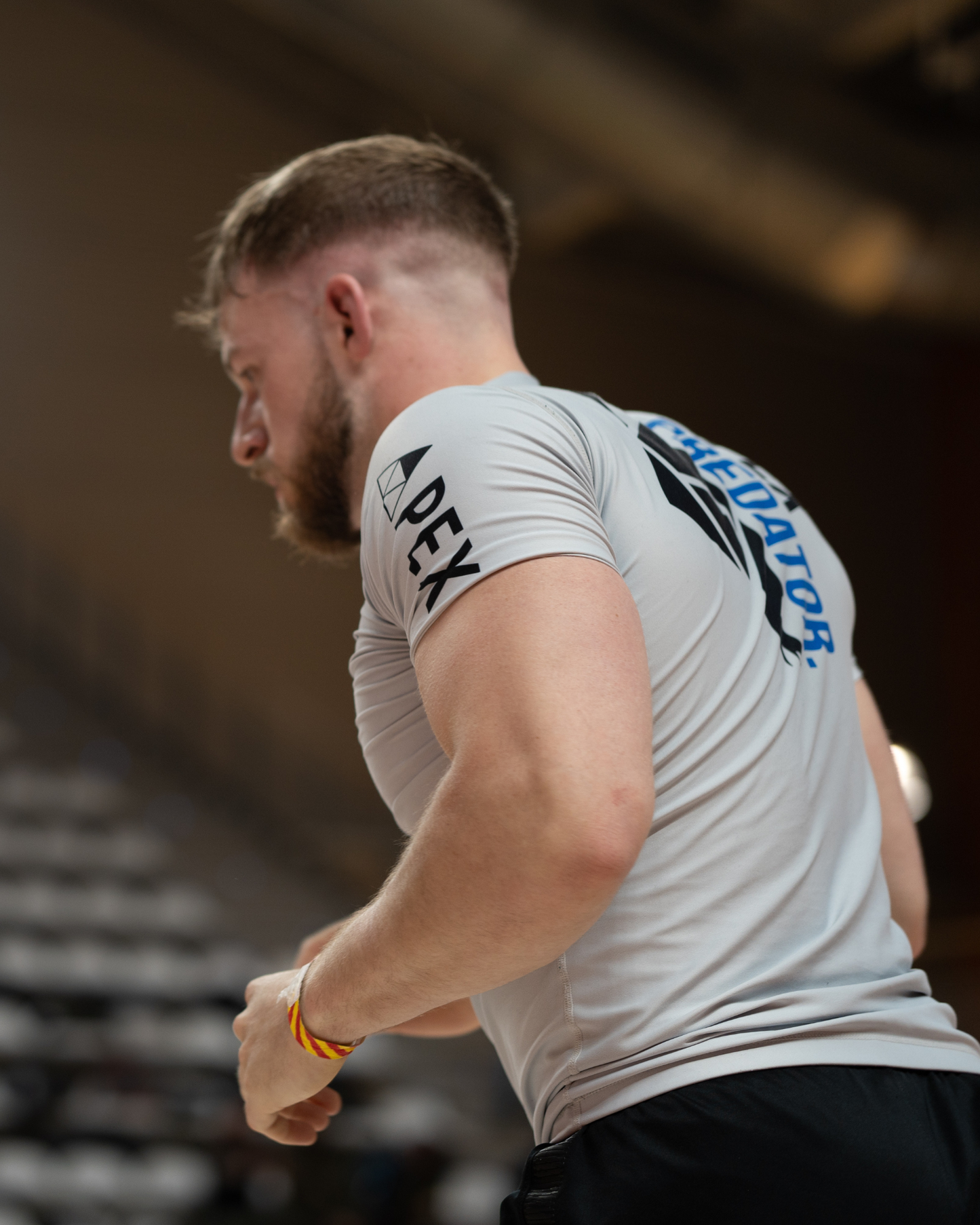 GREY 'WOLF' RASHGUARD