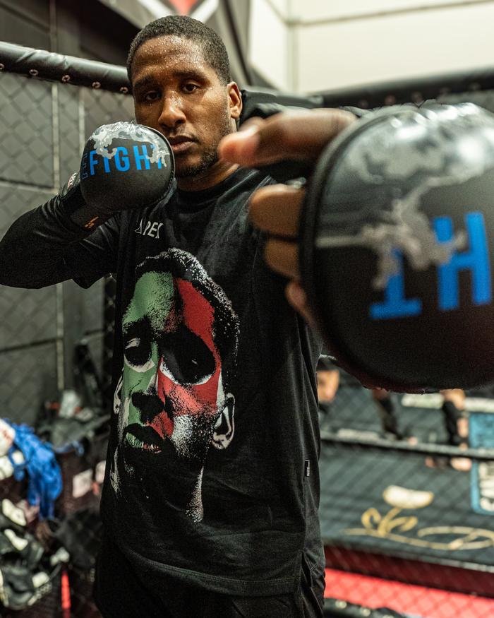 Miles Simson - kickboxing and mma pro